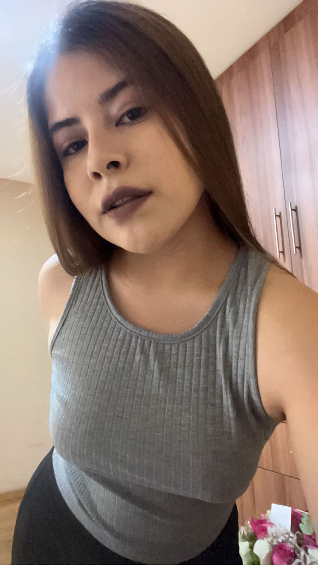 Ludmila from Ecuador, live on JerkChat