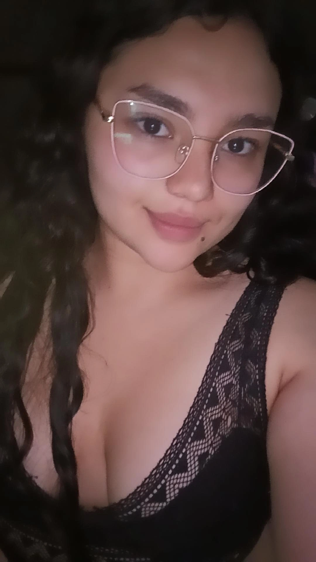 Valen from Colombia, live on JerkChat