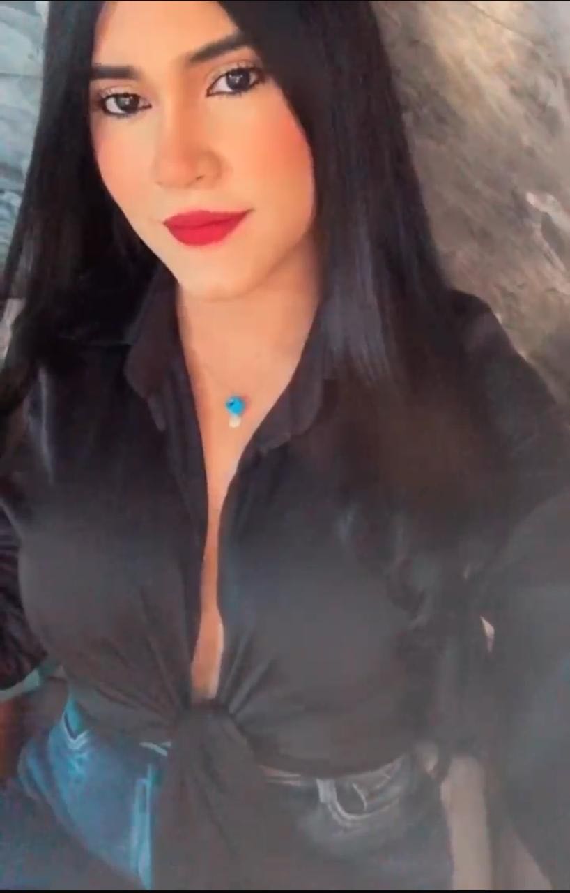 Reni from Venezuela, on JerkChat