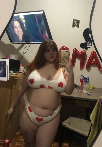 Luny from Argentina, live on JerkChat