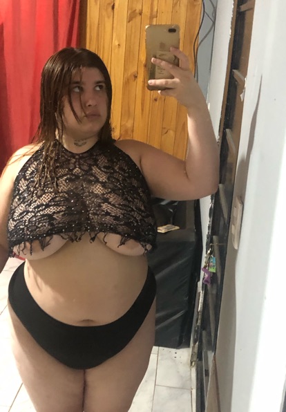 Luny from Argentina, on JerkChat