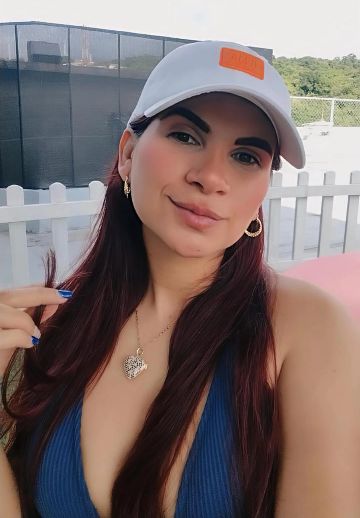 Vickely from Venezuela, live on JerkChat