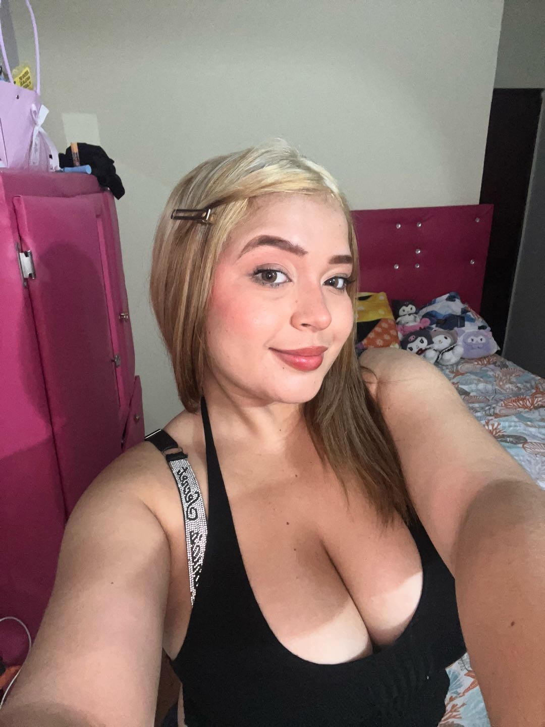 Zoey from Venezuela, live on JerkChat