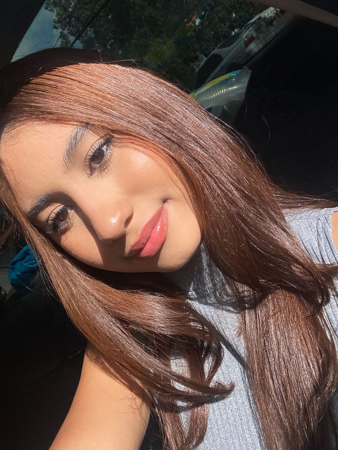 Lindura from Venezuela, live on JerkChat
