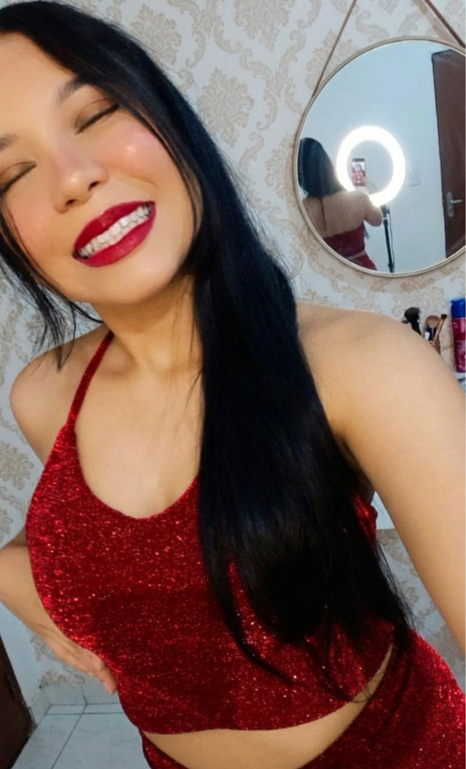 Roxy from Venezuela, live on JerkChat
